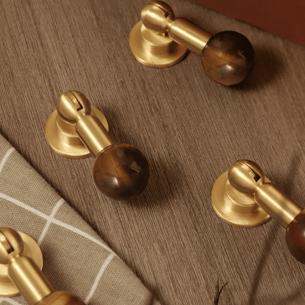 Bouton de meuble en cristal ambre et laiton pour armoires et tiroirs - Hommfer