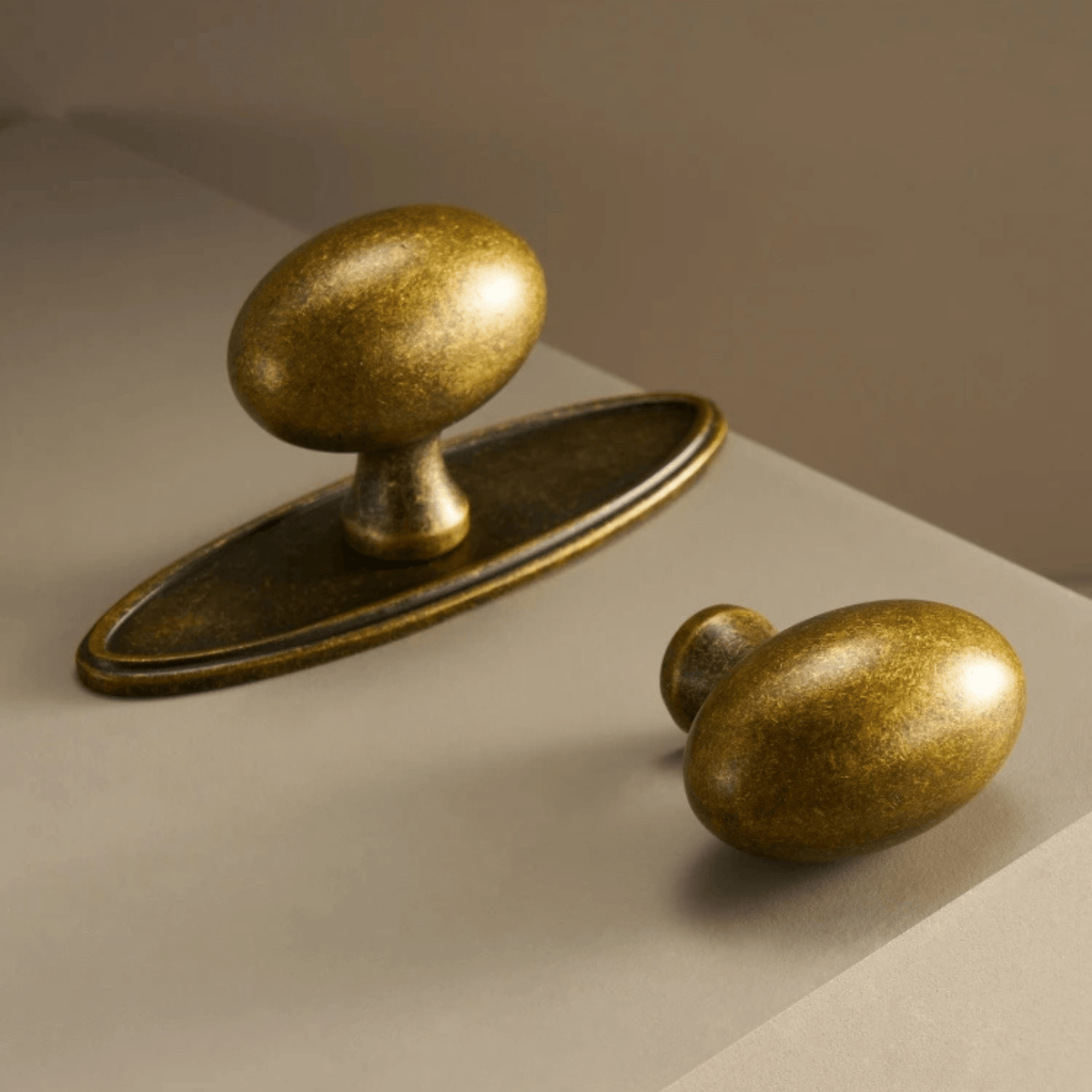 Bouton et poignée de meuble en laiton massif finition antique pour armoires et tiroirs, 2 tailles - Hommfer