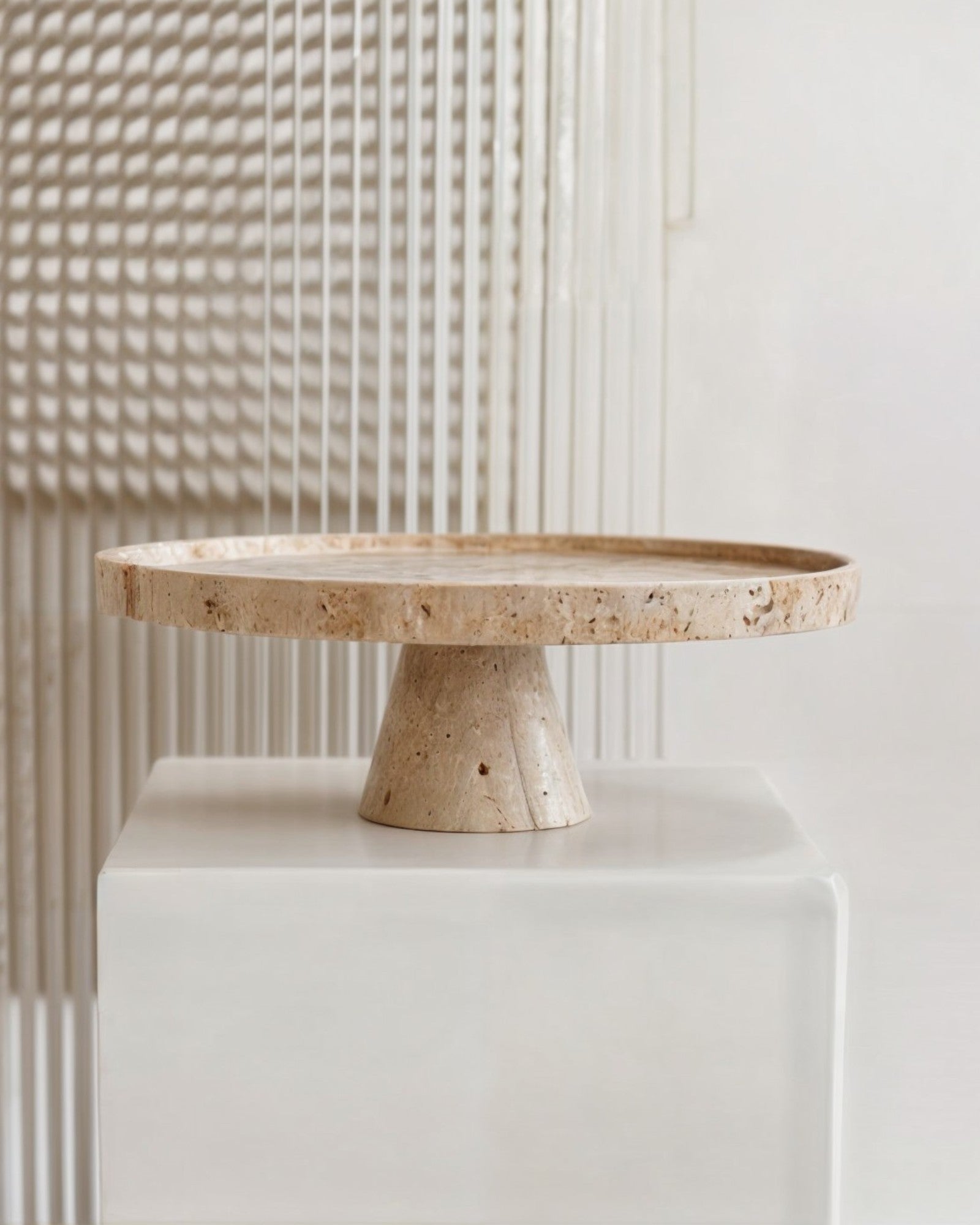 ÉléganceTravertine - Présentoir Gâteau Beige 28cm - Hommfer