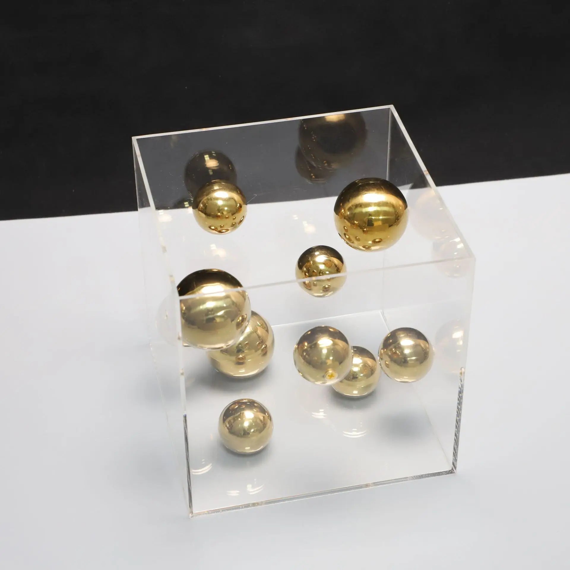 Hommfer – Cube Décoratif Art Sphères Flottantes - Hommfer
