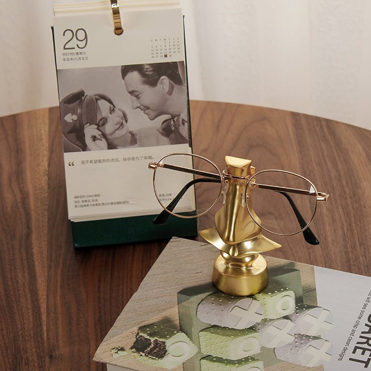 Hommfer – Décoration Métallique Dorée Forme Nez et Lunettes Oppa - Hommfer