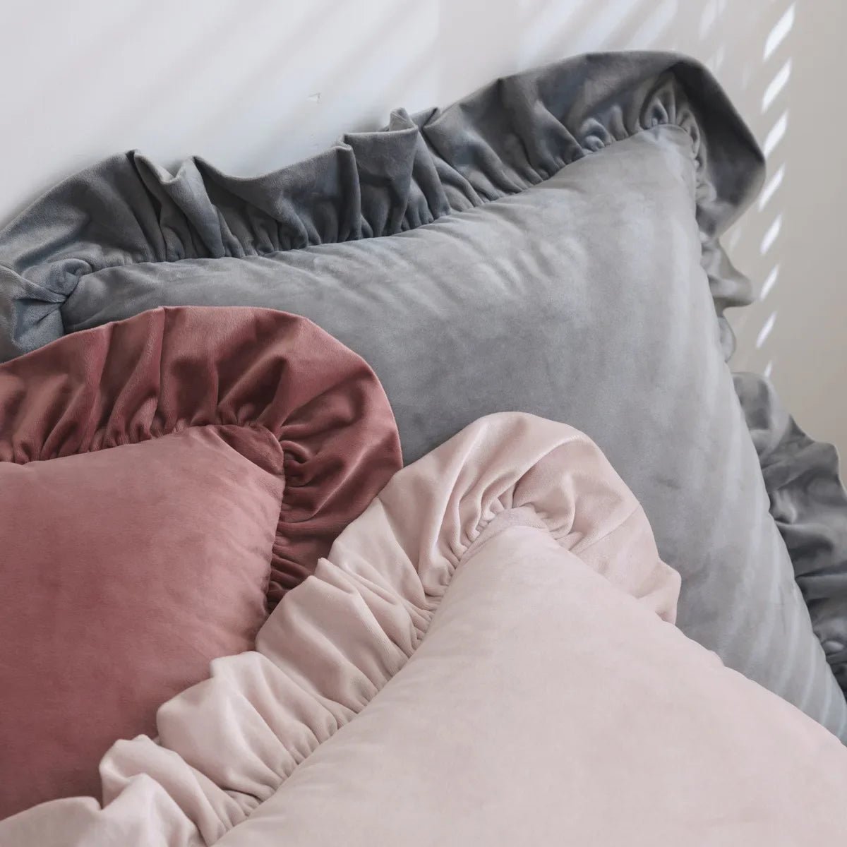 Hommfer – Housses de Coussin en Velours avec Volants Décoratifs – 16 Couleurs - Hommfer
