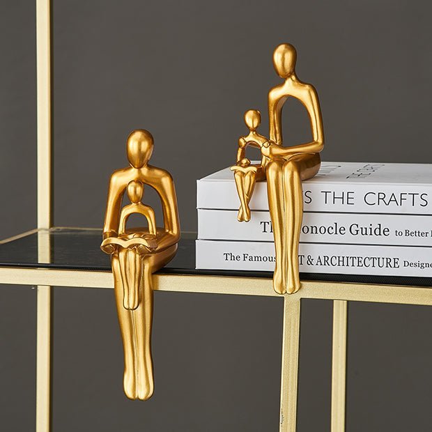 Hommfer – Sculpture Abstraite Élégante en Résine avec Détails Dorés - Hommfer