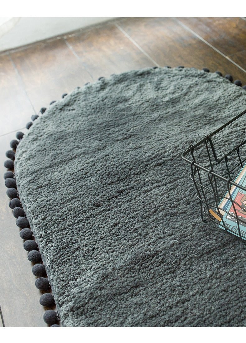 Hommfer – Tapis Ovale Antidérapant avec Bordures Pompons - Hommfer