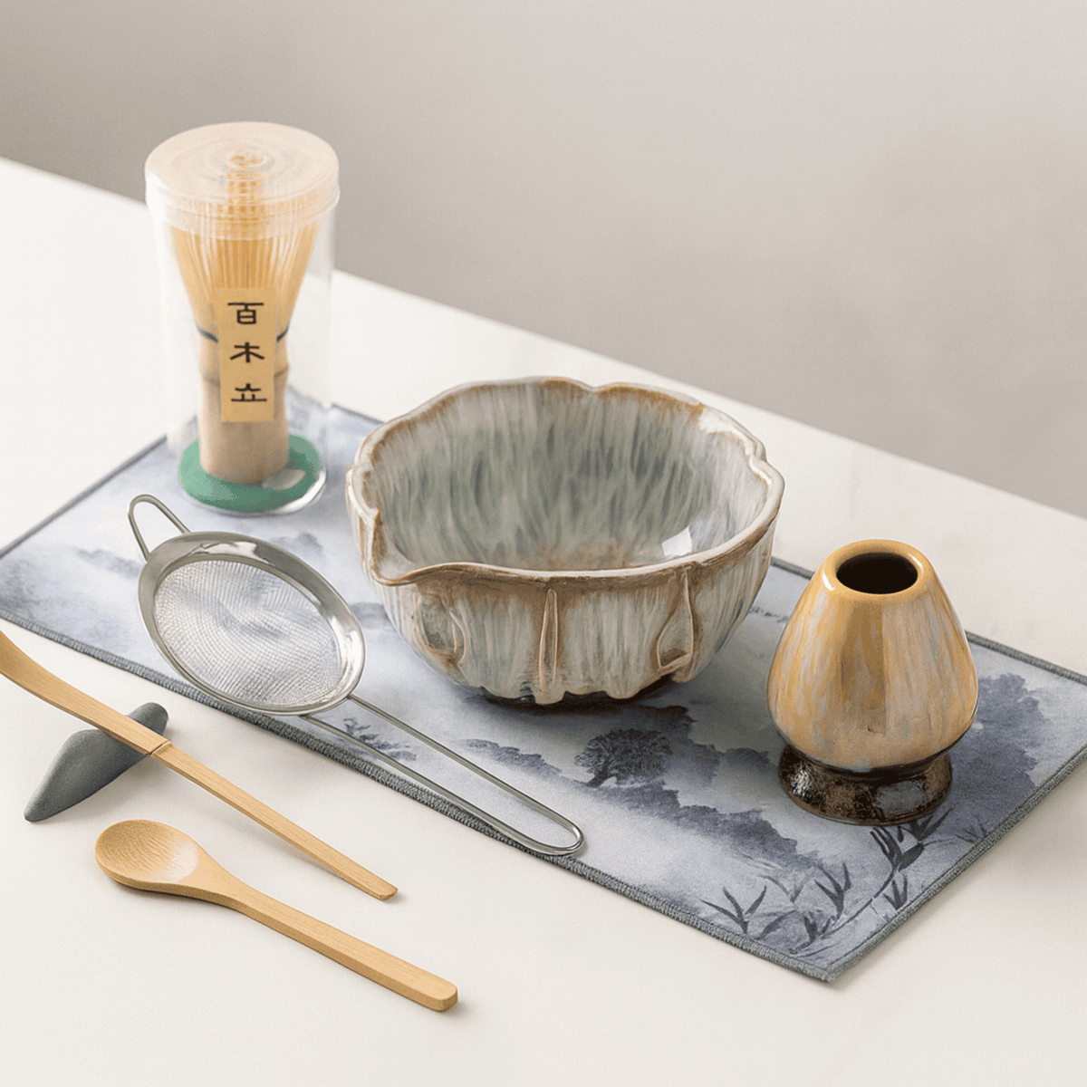 Kit Cérémonie du Matcha 8 pièces en céramique émaillée avec fouet en bambou et bol à bec verseur - Hommfer