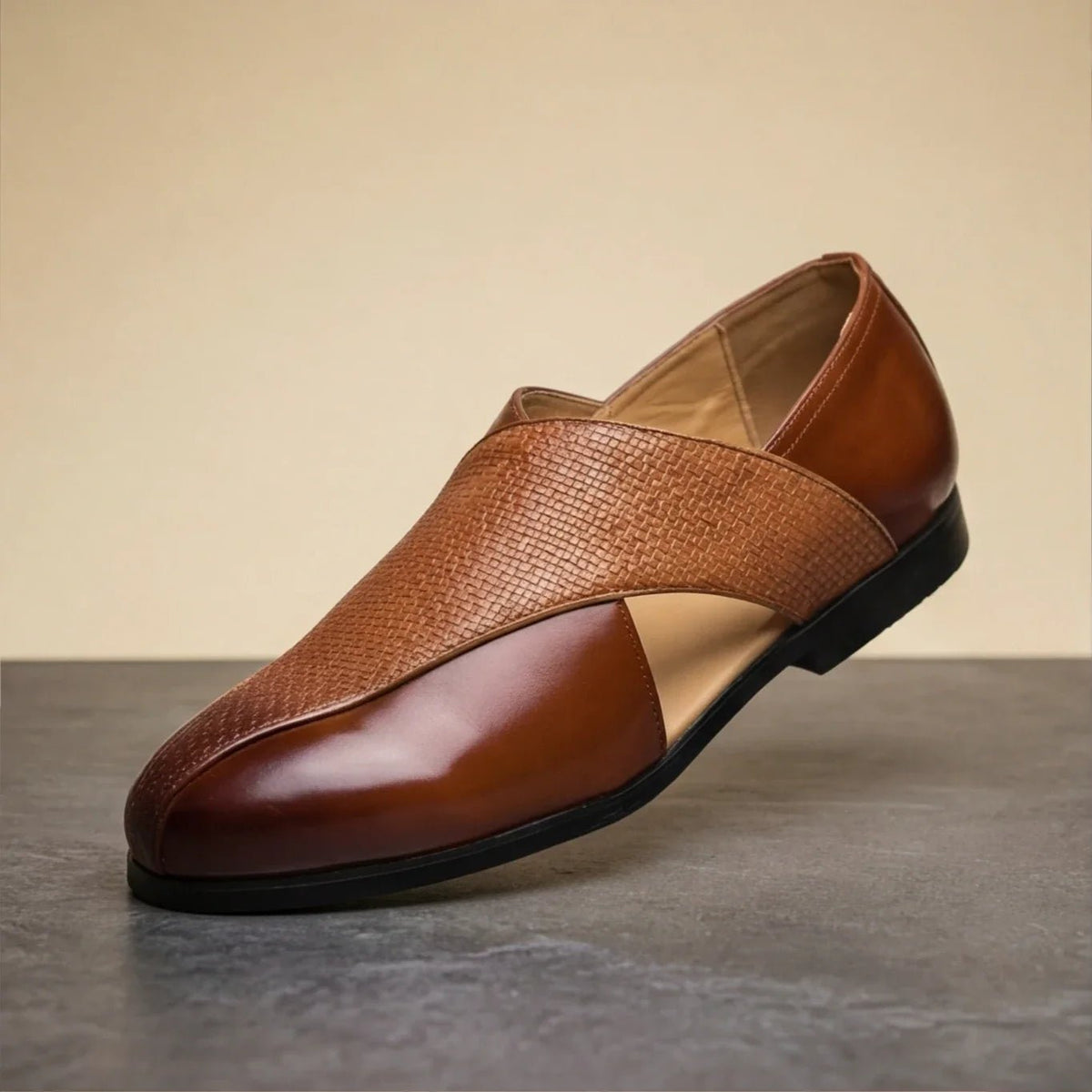 Marceau Mocassin en cuir poli à détails brogue avec semelle intérieure rembourrée pour un confort toute la journée - Hommfer