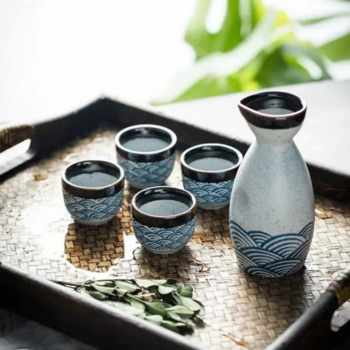 Service à saké Kagami fait main en céramique japonaise avec carafe et tasses - Hommfer