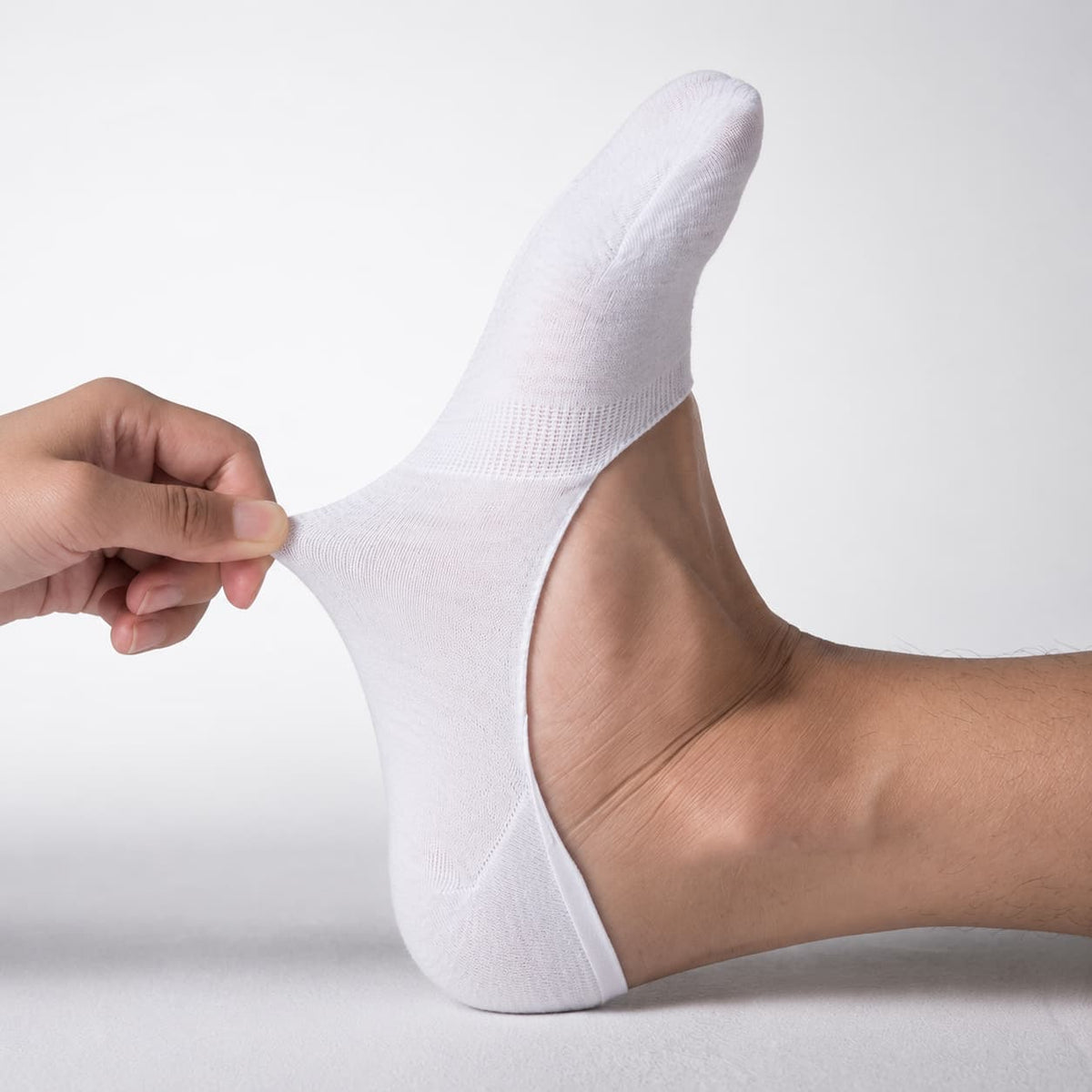 Aubin Chaussettes Invisibles en Coton Bio Respirant avec Talon Antidérapant Breveté pour un maintien toute la journée - Hommfer
