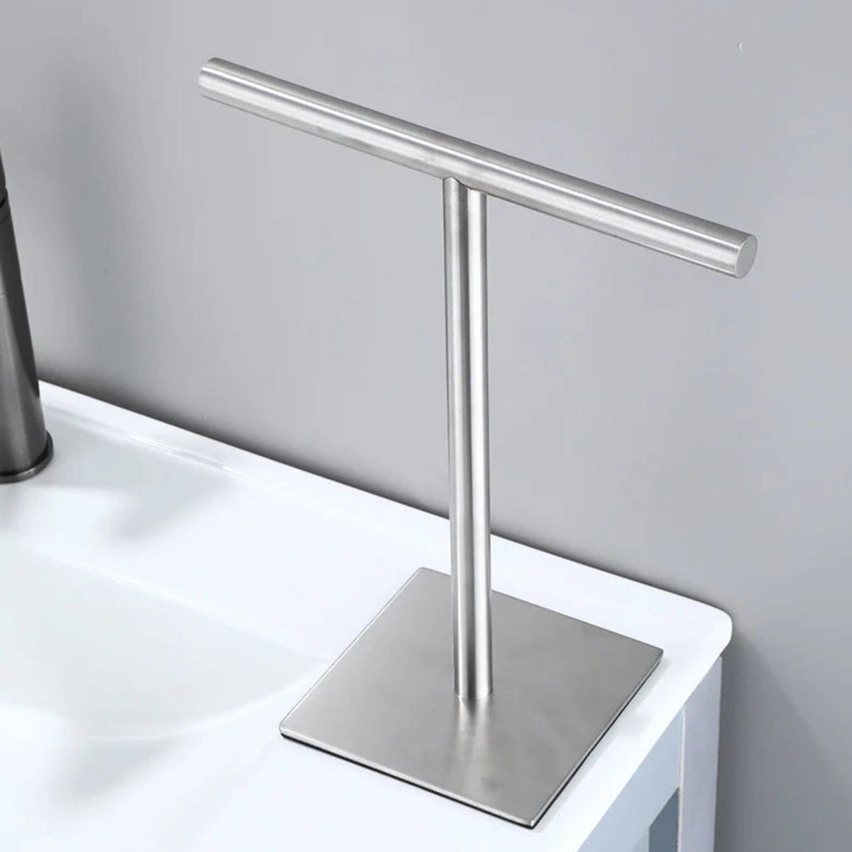 Bianca Towel Rack - Hommfer