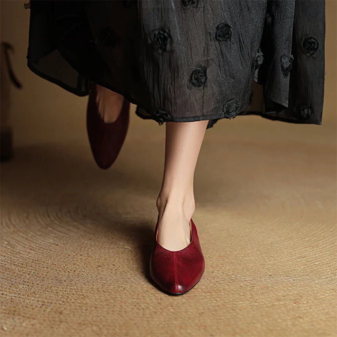 Elara Pointed-Toe Leather Slingback Flat with Padded Insole - Hommfer