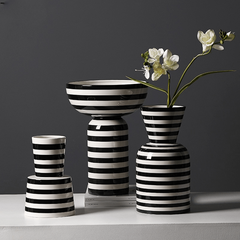 Hommfer – Vase Rayé Noir et Blanc Élégant Elinor - Hommfer