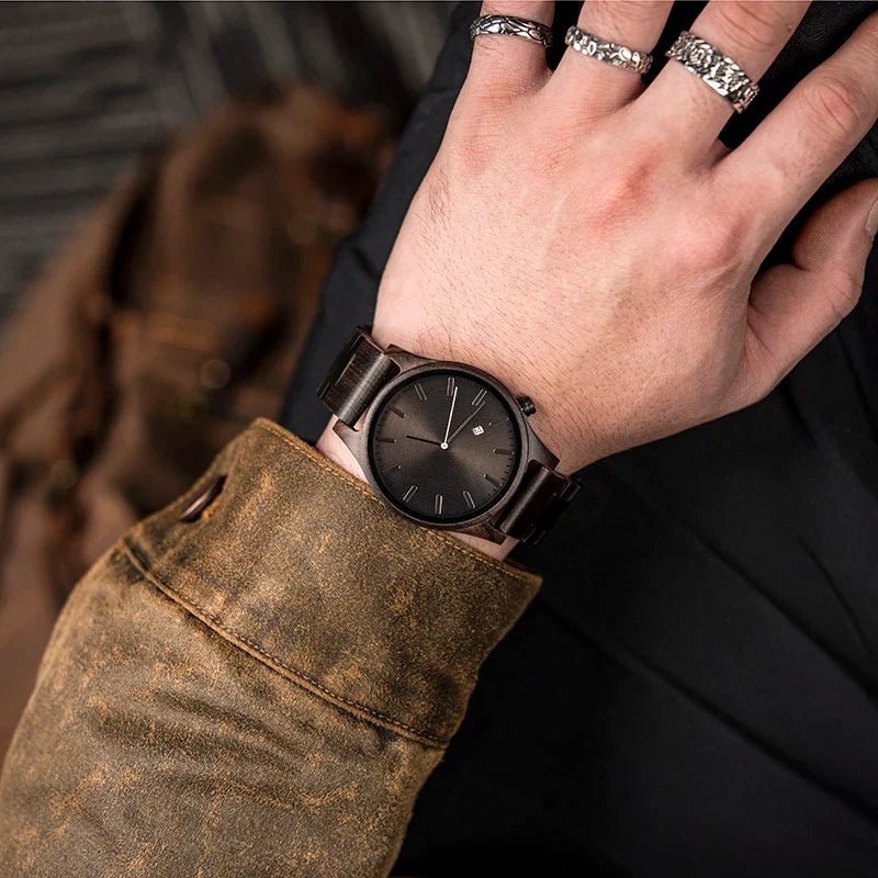 Lysandre Montre en bois de noyer avec mouvement à quartz japonais, verre minéral anti-rayures et fermoir en titane - Hommfer