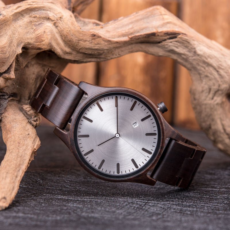 Lysandre Montre en bois de noyer avec mouvement à quartz japonais, verre minéral anti-rayures et fermoir en titane - Hommfer