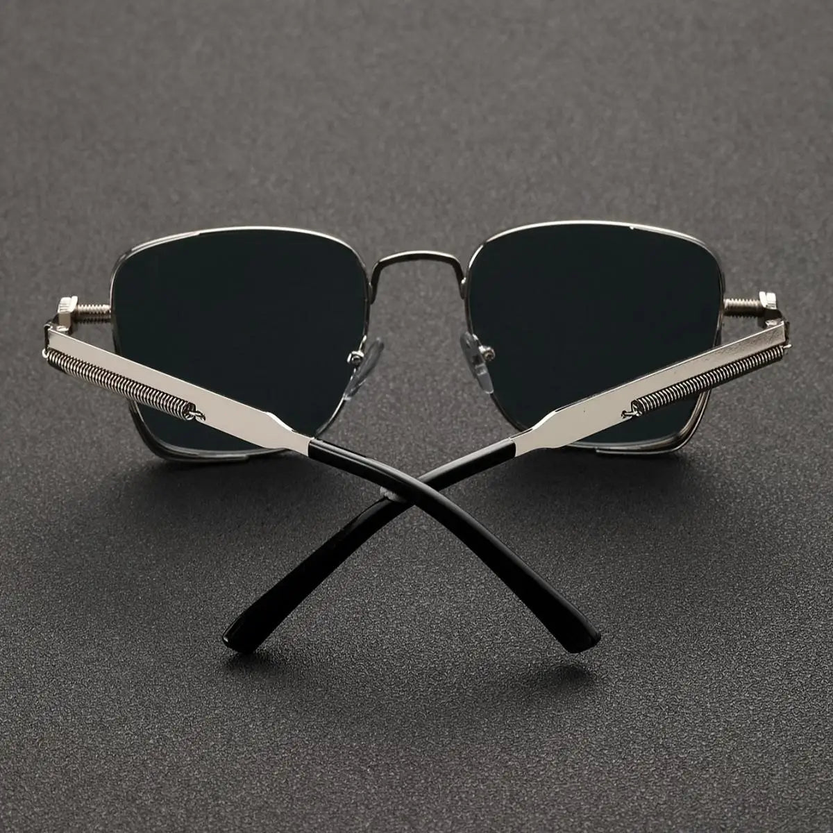 Marceau Lunettes de soleil carrées en métal avec verres miroir anti‑éblouissement UV400 et branches à ressort - Hommfer