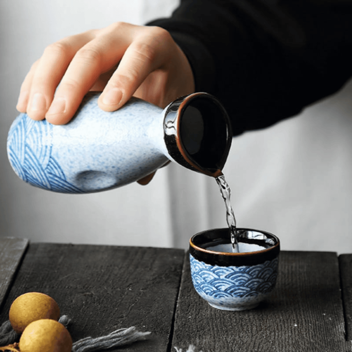 Service à saké Kagami fait main en céramique japonaise avec carafe et tasses - Hommfer