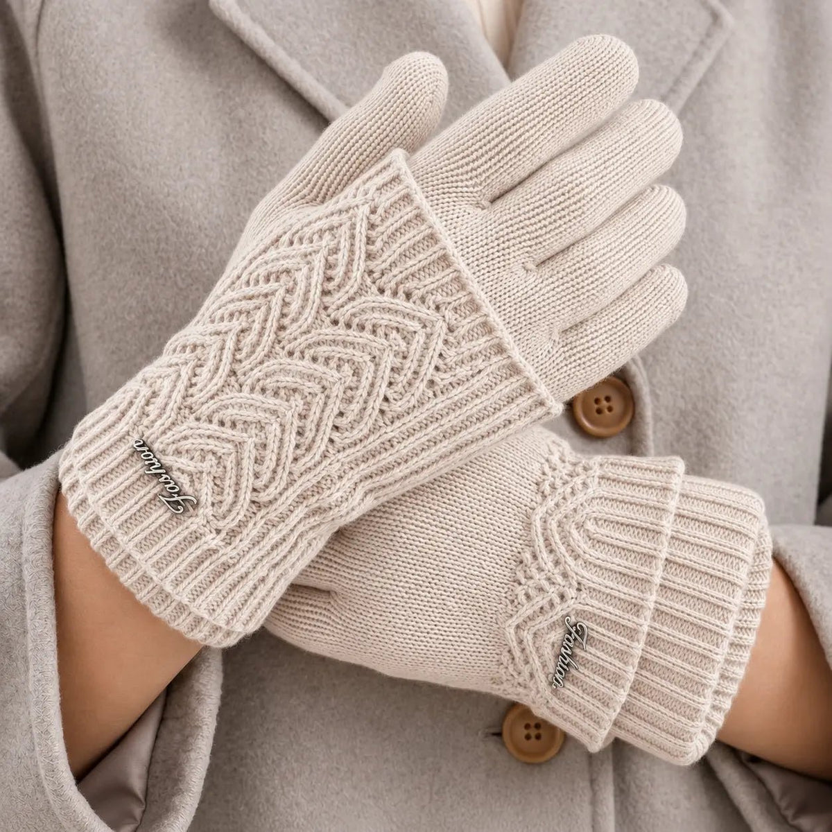 Solenne Gants en mélange de cachemire compatibles écrans tactiles avec poignets côtelés et motif cœur en torsades - Hommfer