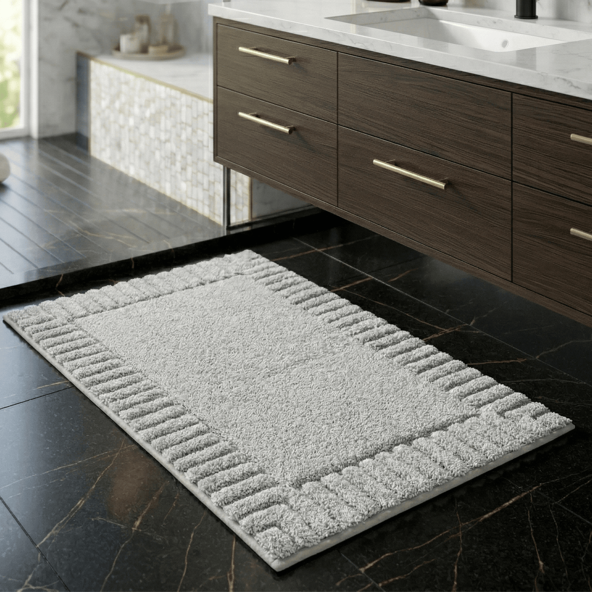 Tapis de Bain Rayé Doux à Séchage Rapide avec Dos Antidérapant, Lavable en Machine, 40x60 ou 50x80 cm - Hommfer